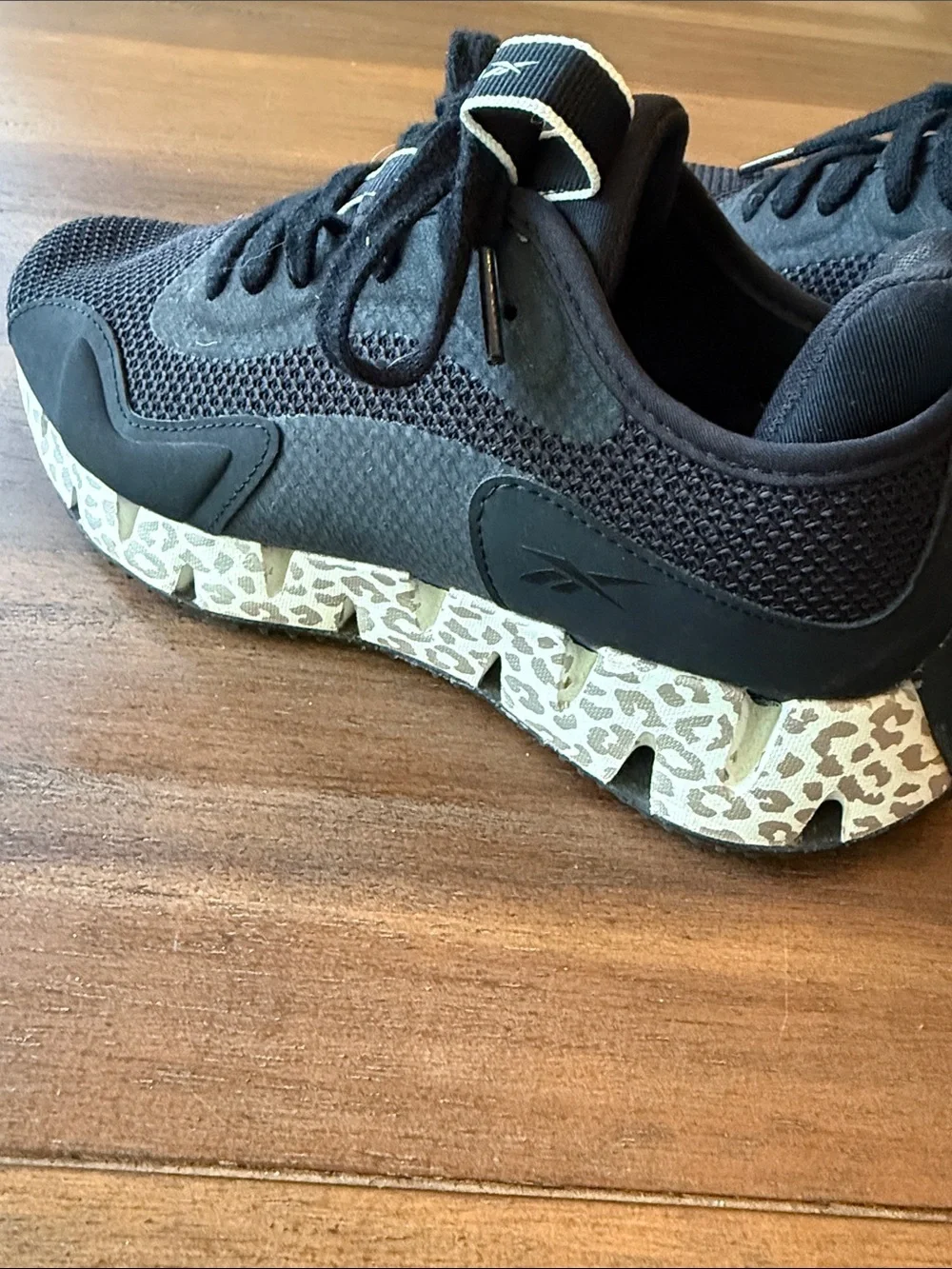 NWOT- Ortho Comfort Reebok Black Athletic Shoes with Patterned Cheetah Sole-8
